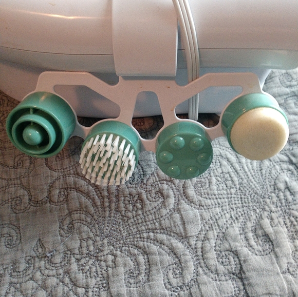 Foot Spa - Picture 3 of 3